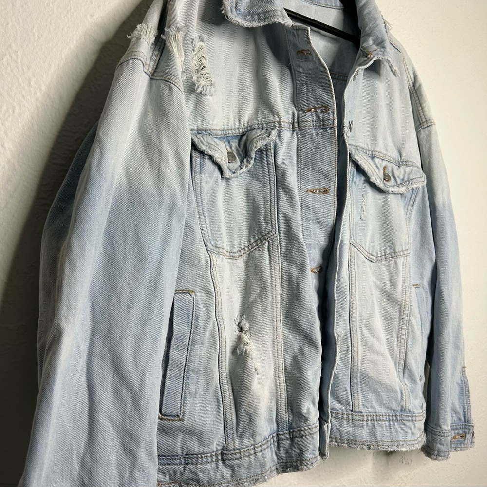 Jean Jacket Light Blue Thick Pockets Lived-In Look Distressed XXL